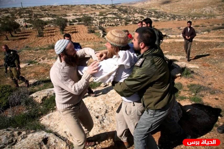 مستوطنون يعتدون بالضرب على شابين من بلدة جبع